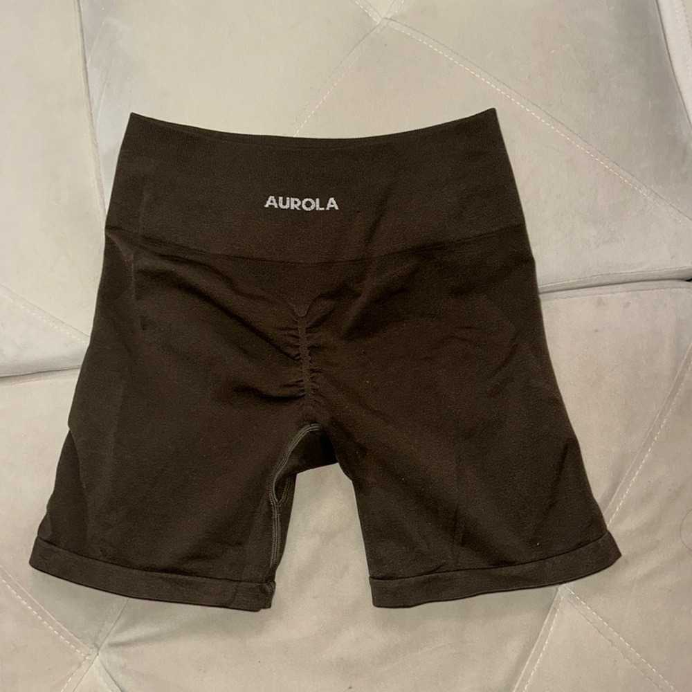 AUROLA Women's intensify workout shorts (screenshot of Amazon listing included)
